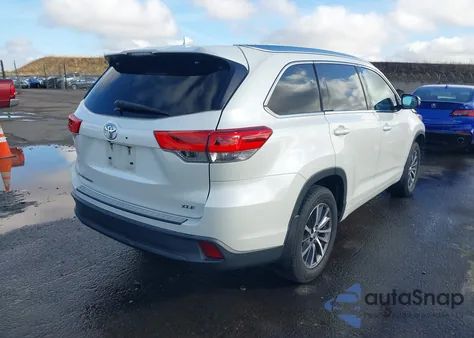 2017 Toyota Highlander Xle из США, поврежденный, VIN 5TDKZRFHXHS519520